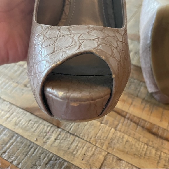 Peeped toe high heels - Picture 6 of 8